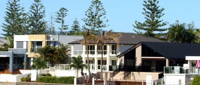 Understanding the Real Estate Market: Key Factors Affecting Home Values
