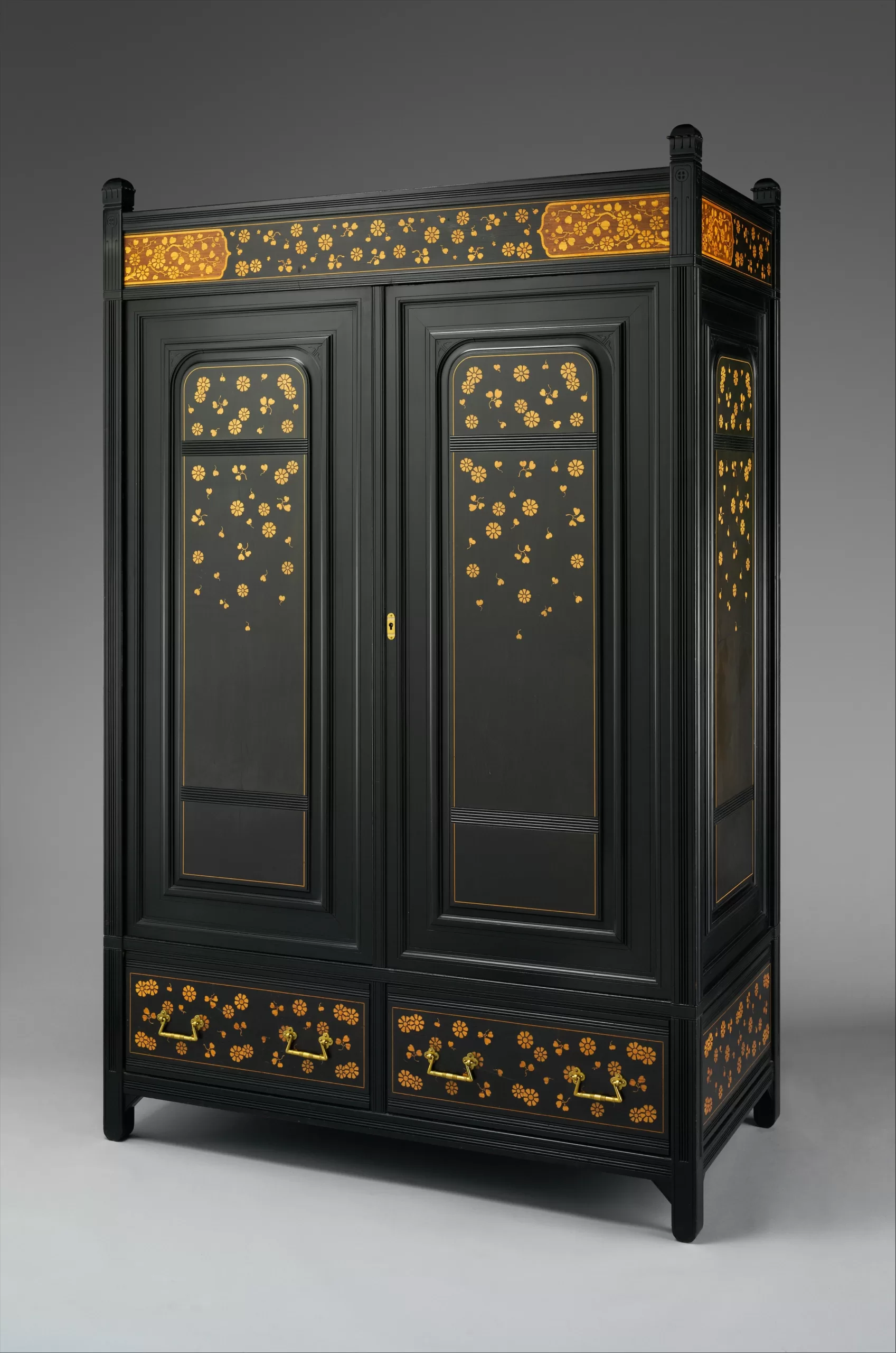Mastering the Installation of a Customized Wardrobe: Expert Tips and Tricks image - Mastering the Installation of a Customized Wardrobe: Expert Tips and Tricks