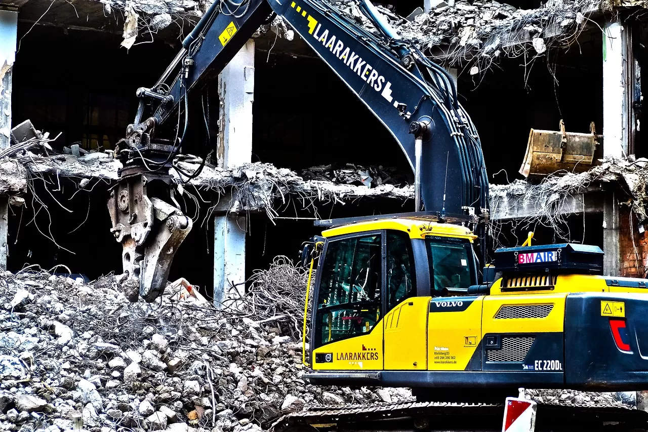 What Are the Various Demolition Techniques Followed by Professionals image - What Are the Various Demolition Techniques Followed by Professionals