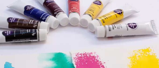 5 Crucial Tips from Professional House Painters for Selecting the Perfect Paint Brand