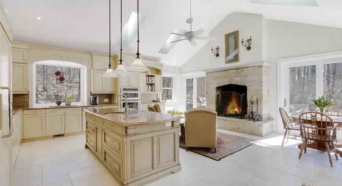 Creative Ideas for Decorating a Large Kitchen Island