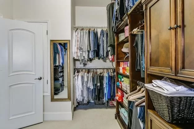 5 Clever Ways to Maximize Closet Space in Small Apartments image - 5 Clever Ways to Maximize Closet Space in Small Apartments