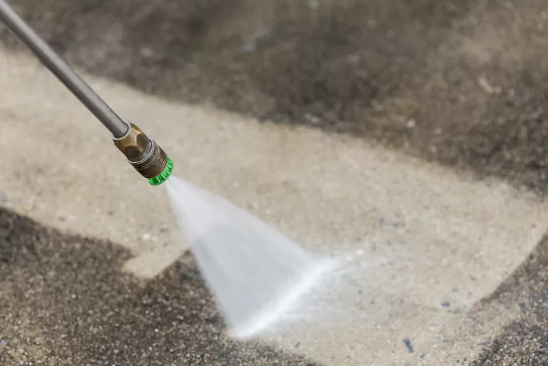 10 Benefits of Hiring a Pressure Washing Service image - 10 Benefits of Hiring a Pressure Washing Service