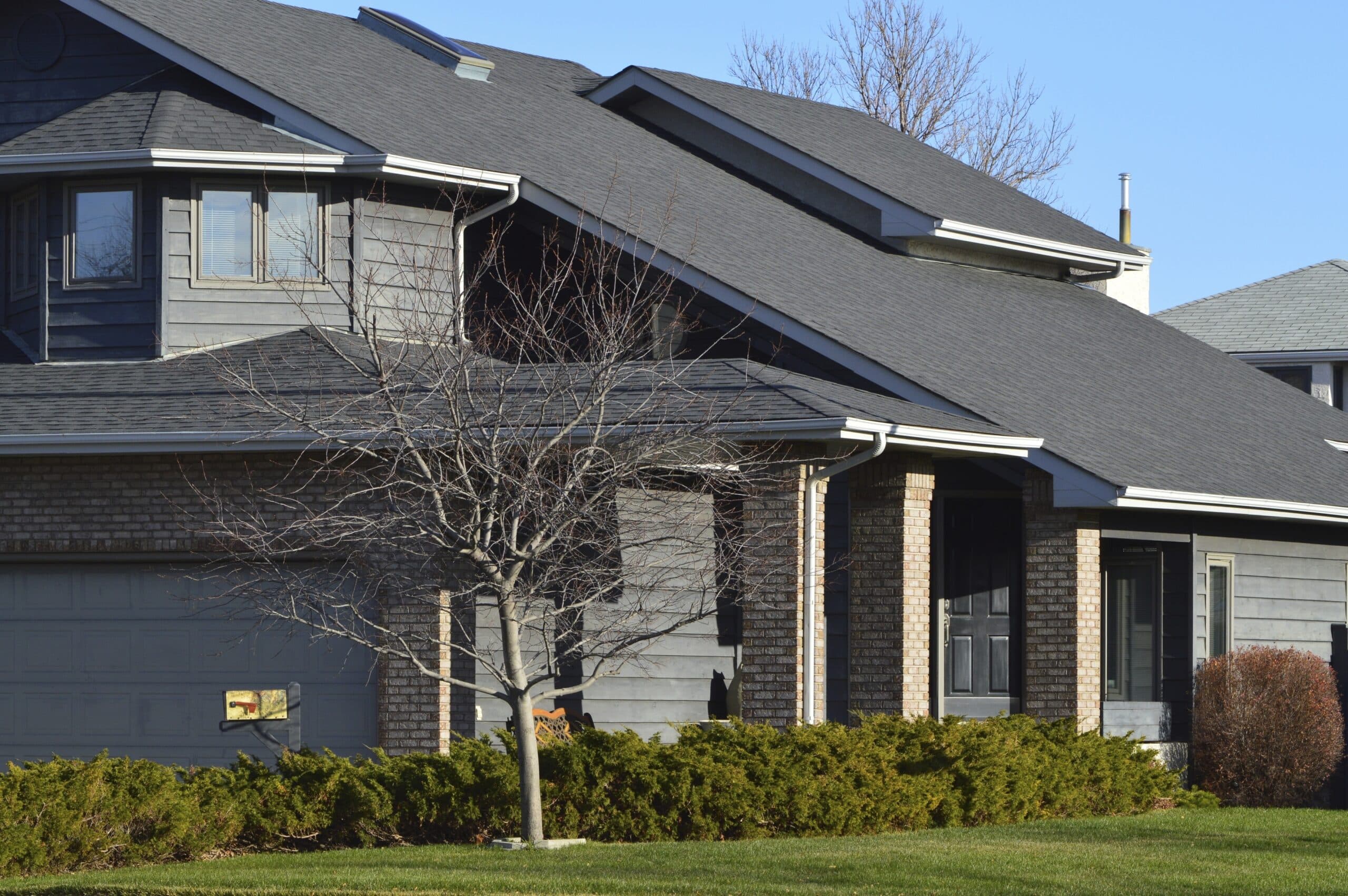 A Guide to Extending Your Roof's Lifespan image - A Guide to Extending Your Roof's Lifespan