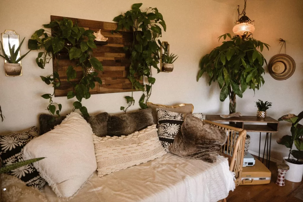 How to Decorate Your Living Room With Plants image - How to Decorate Your Living Room With Plants
