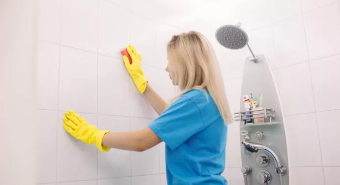 How to Clean Bathroom Walls – Easy Tips & Methods