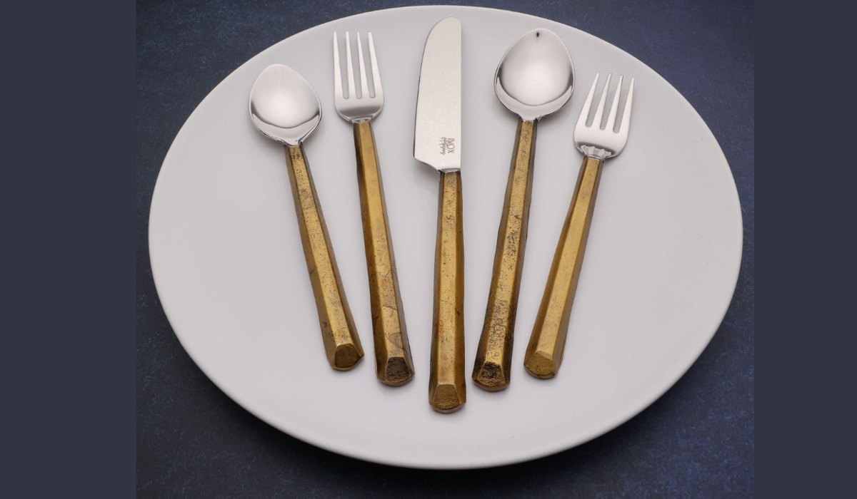featured image - New Vintage-inspired Gold Flatware - Secrets to Creating a Captivating Vintage Tablescape